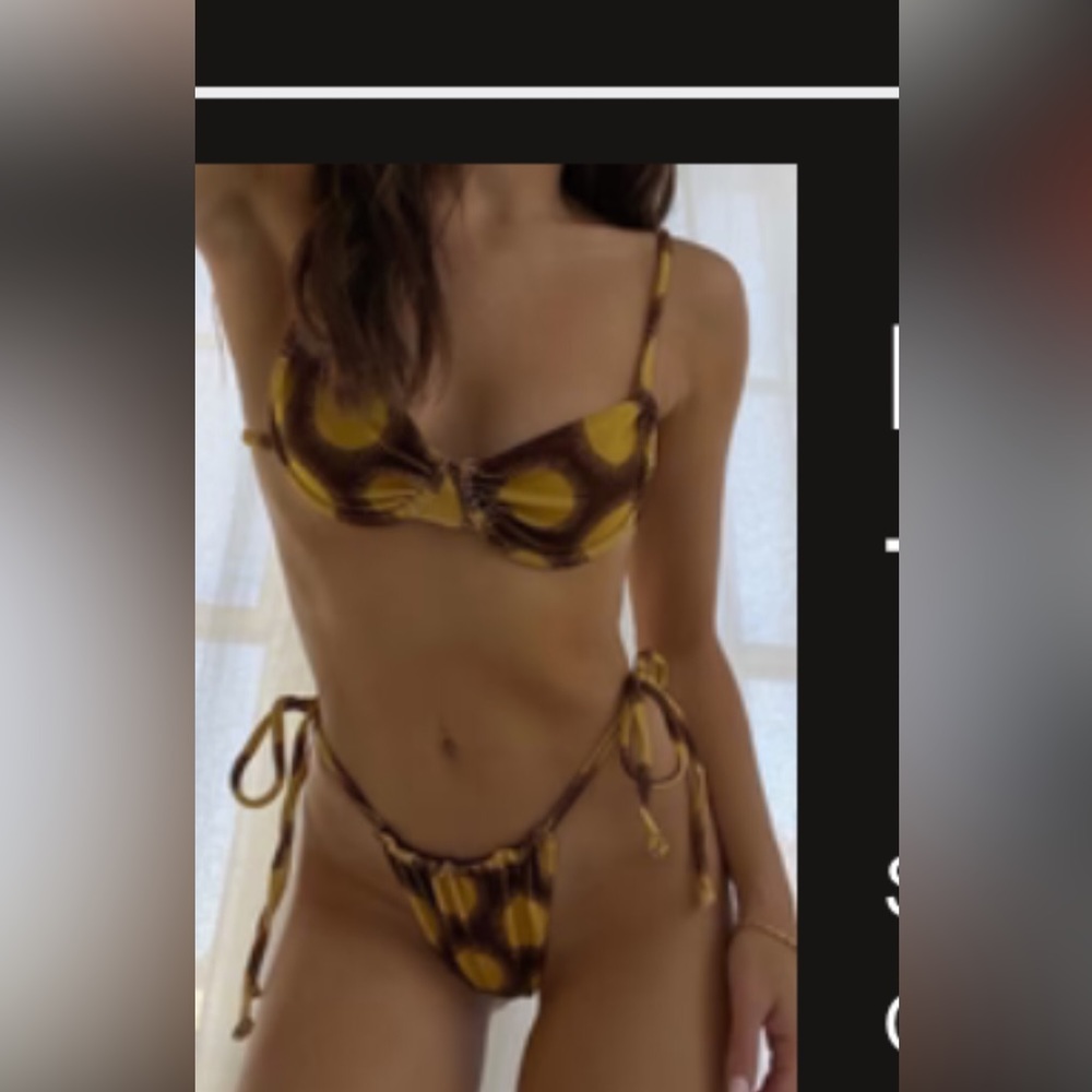 Frankie’s bikini